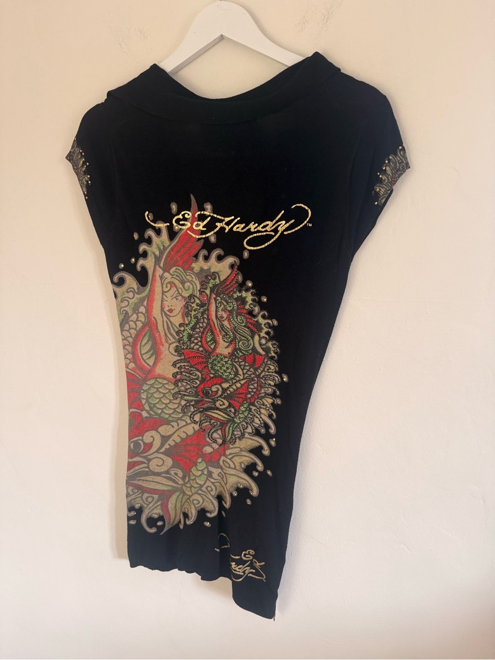 Ed Hardy byChristian Audigier Black V-Neck Tunic with Red and Cream Dragon Motif - Picture 4 of 4